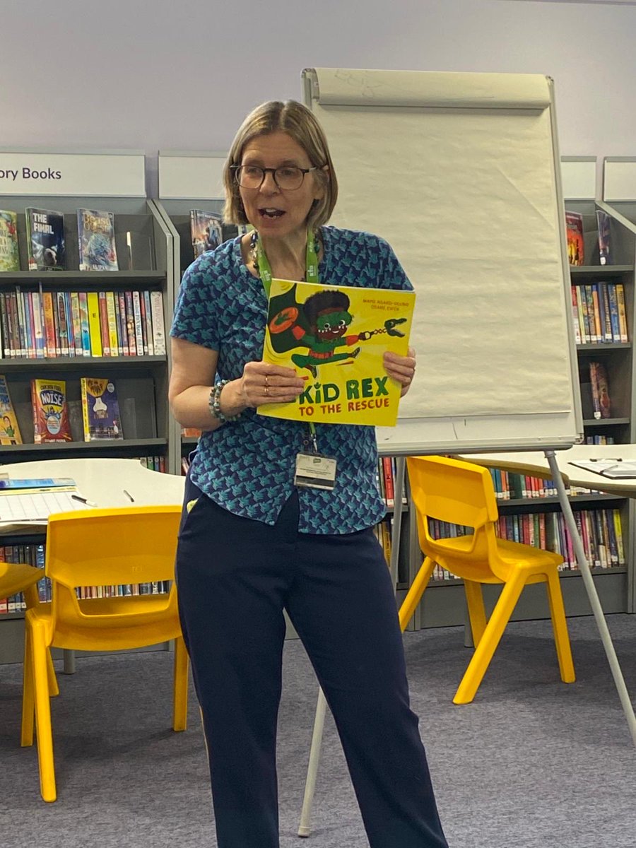 Bromley Libraries tweet media