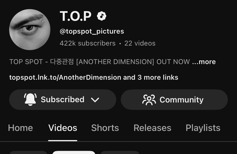 Liz is in AN△THER ▷IMENSI△N tweet media