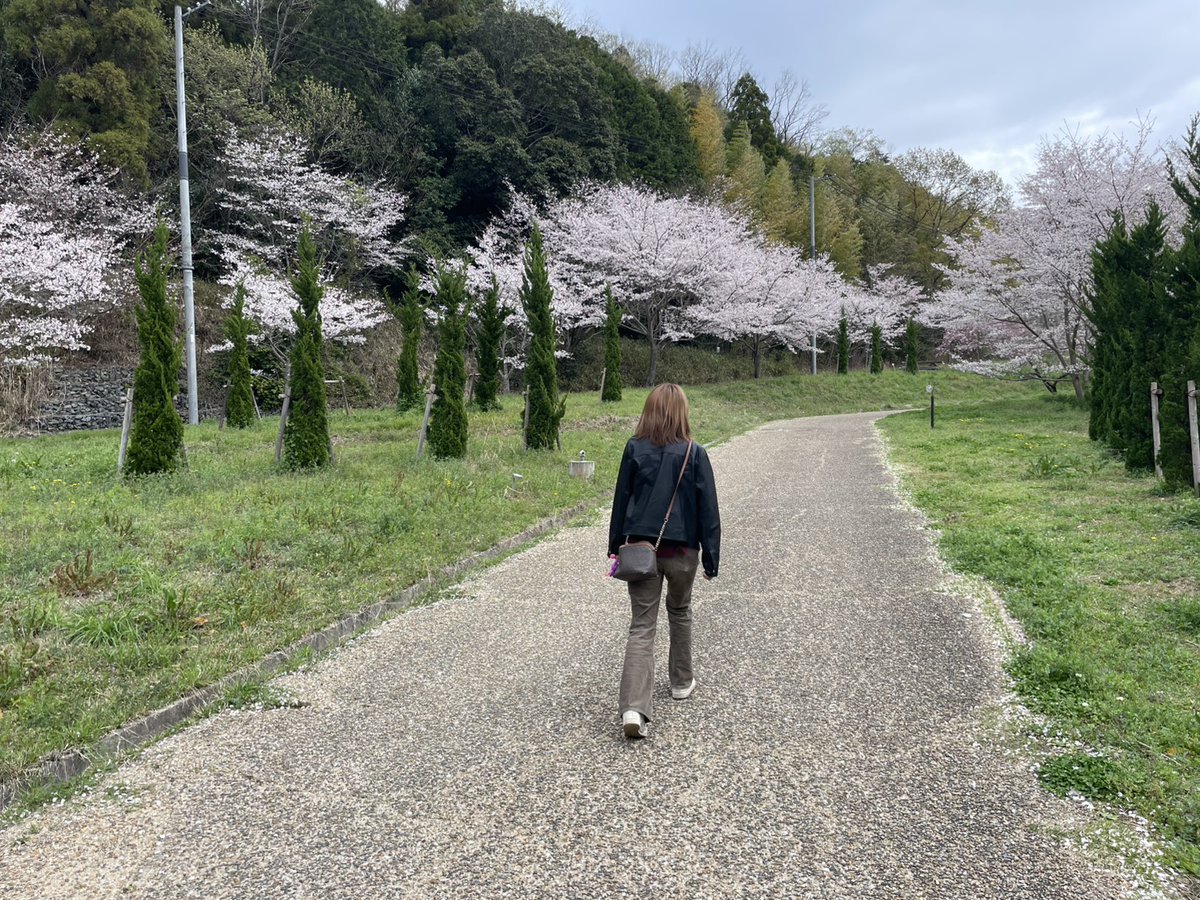 rena2018_rock's tweet photo. いちご狩り楽しかった🍓 https://t.co/7Id0zuURpw