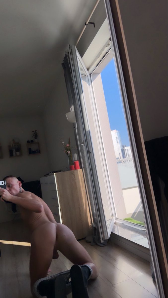 emil_the_rascal_20 tweet media