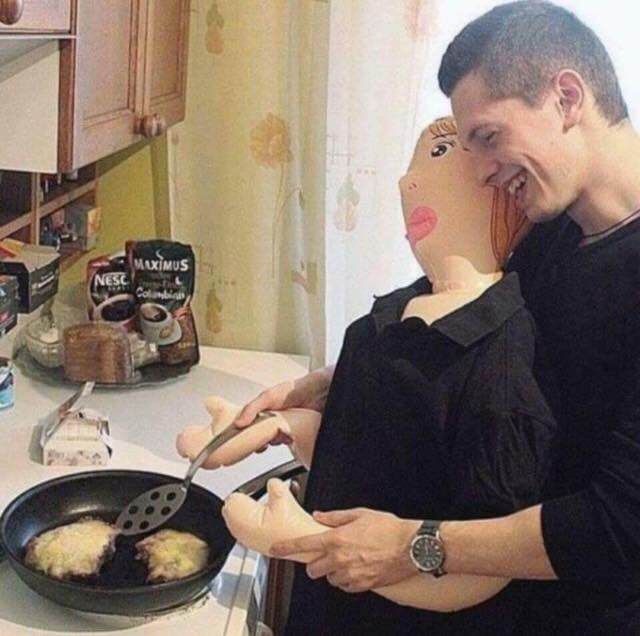 Das Heilige Poliz-Ei tweet media