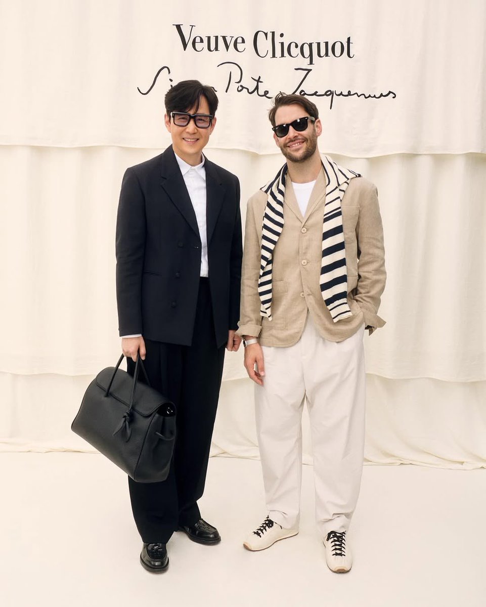 이정재 업데이트 | LeeJungJae Updates tweet media