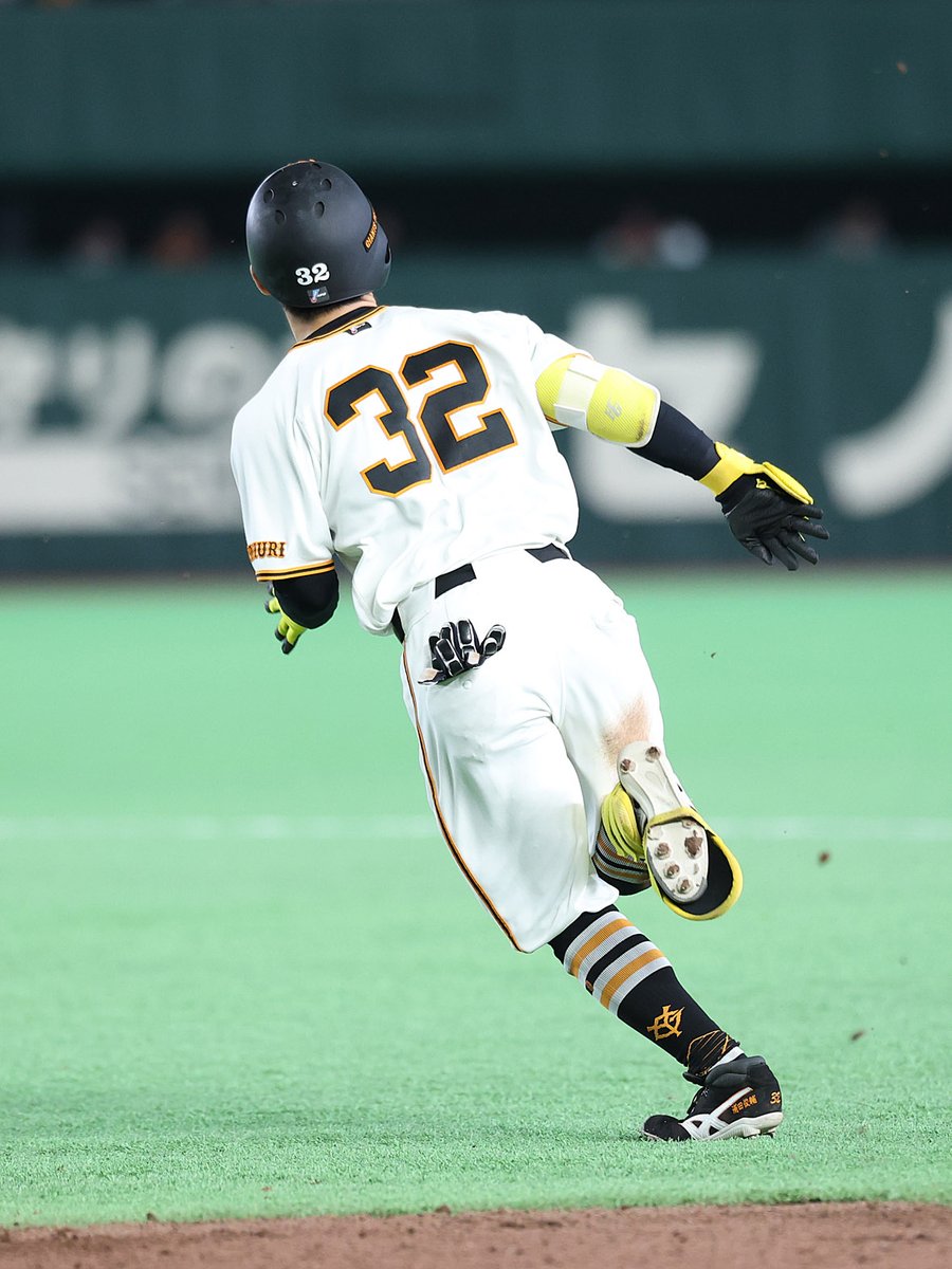 読売巨人軍（ジャイアンツ） tweet media