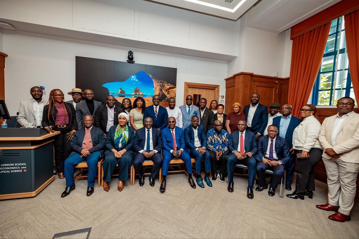 AlbertBrew1's tweet photo. On Saturday morning, 28/03/26, I had the privilege of joining His Excellency Dr Mahamadu Bawumia at the LES Summit 2026, held at the London School of Economics and Political Science. 

The summit, themed “Artificial Intelligence and Unifying Borders in Africa,” https://t.co/UvsQcd5jlk