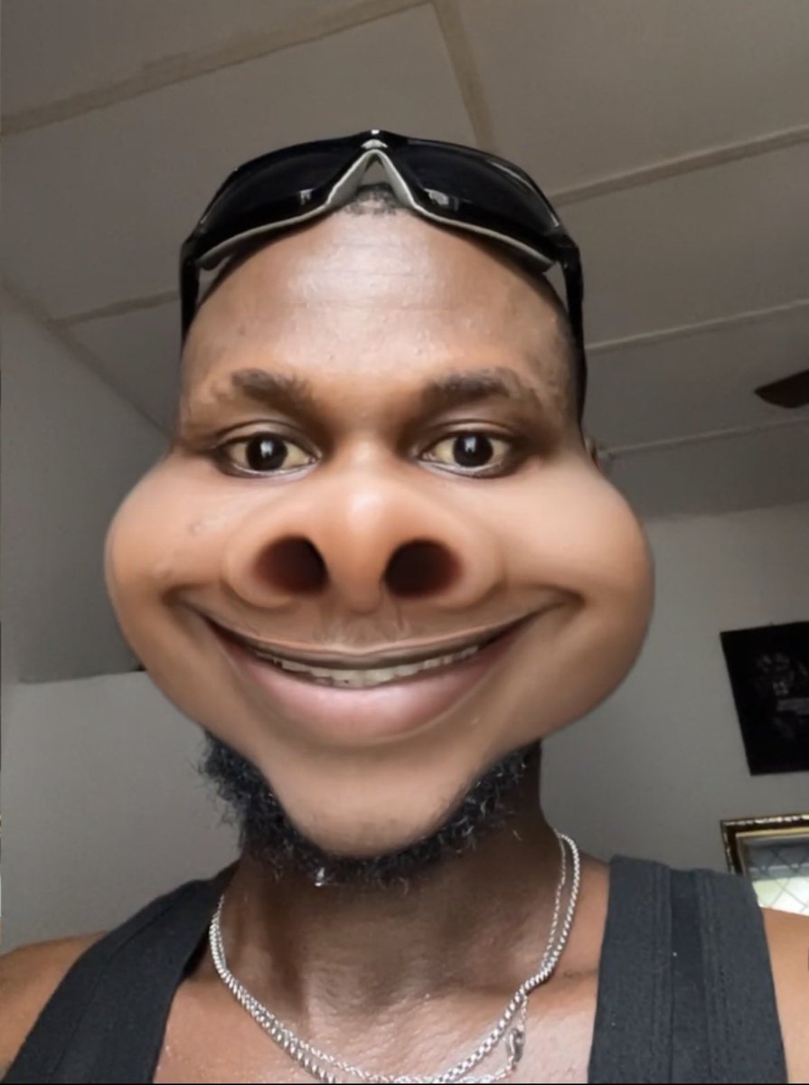 Mr Confidence tweet media