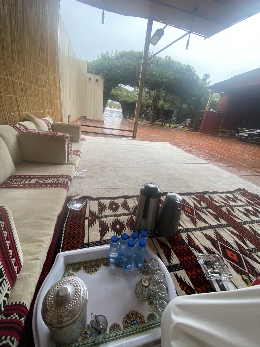 Bader2040091's tweet photo. حنا  هل  الخوه  وحنا  هل  الجار
              وحنا نفك المناشب وحنا نفك الدخيل

القريب يقلط https://t.co/6b5R5wjisF