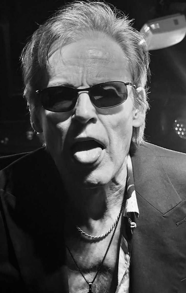 StreekySimeGuernsey tweet media