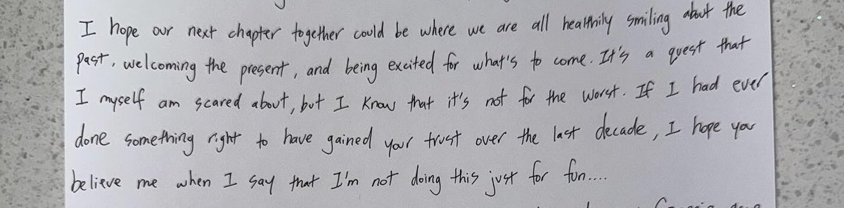 markhaeyo's tweet photo. I hope our next chapter together could be where we are all healthily smiling about the past, welcoming the present, and being excited for what's to come.

어제부터 수십번 읽고 또 읽고있어 이 부분이 없었다면 너무 못견뎠을거같아 아직도 숨도 잘안쉬어지고 너무 힘들어 마크를 못볼까봐 너무 불안해서. 마크 못보는거 상상도 하기싫어 마크 믿고 살아내면 되는거.. 맞지? 오래보고싶어 마크야 언제 볼수있는지 너무 알고싶어 너무 보고싶어 너무 사랑하는 우리마크