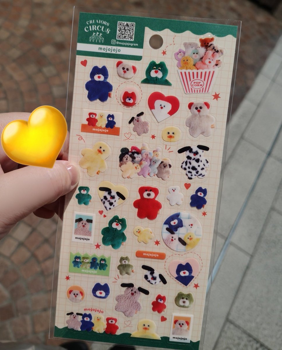 blue17227912's tweet image. mojojojoシールに出会えたのは幸せ💛
#mojojojo
#ブルーブルーエ