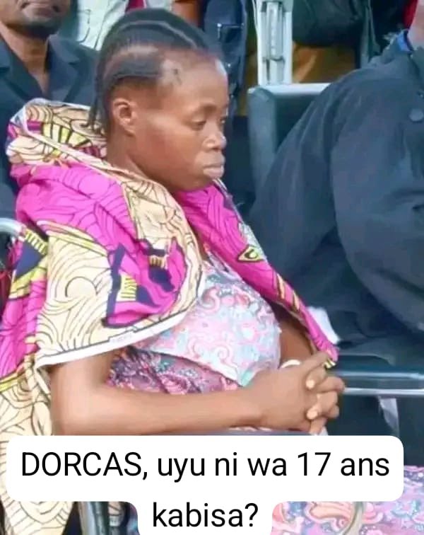 DominiqueImani3's tweet photo. @FrankMukeba @acprdcongo Tu es d’accord que cette face est de 17ans 😂😂

Un théâtre 🎭 de Hollywood vraiment https://t.co/PdxaGRA1f2