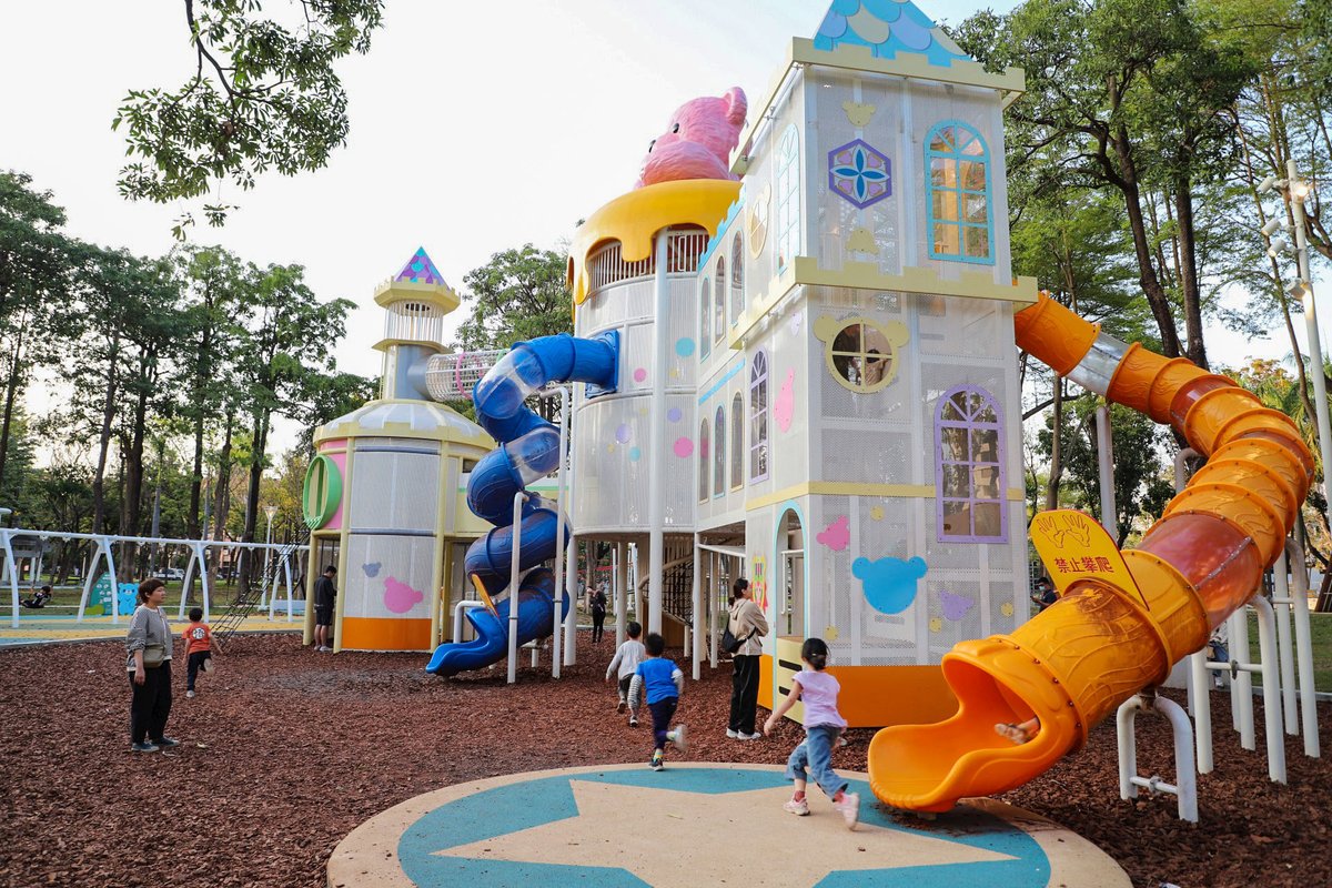 KaohsiungCity's tweet image. Happy Children's Day! Today is your day. 🤩

#ChildrensDay is for all children out there.
Wishing every child a pure and innocent smile, and a wonderful world of imagination to explore with joy!