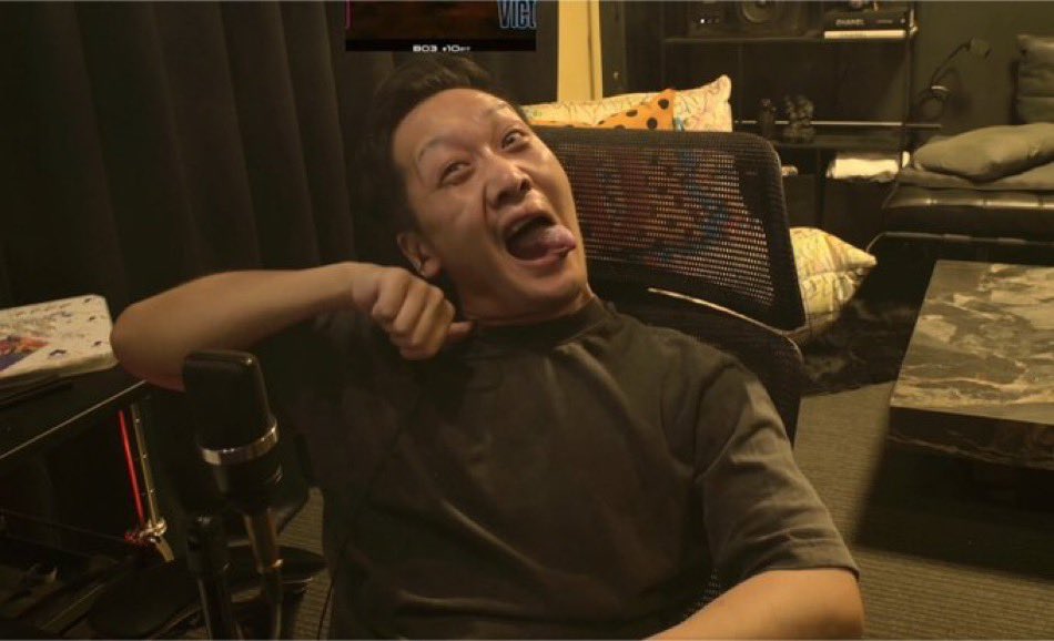 牛野ミルク tweet media