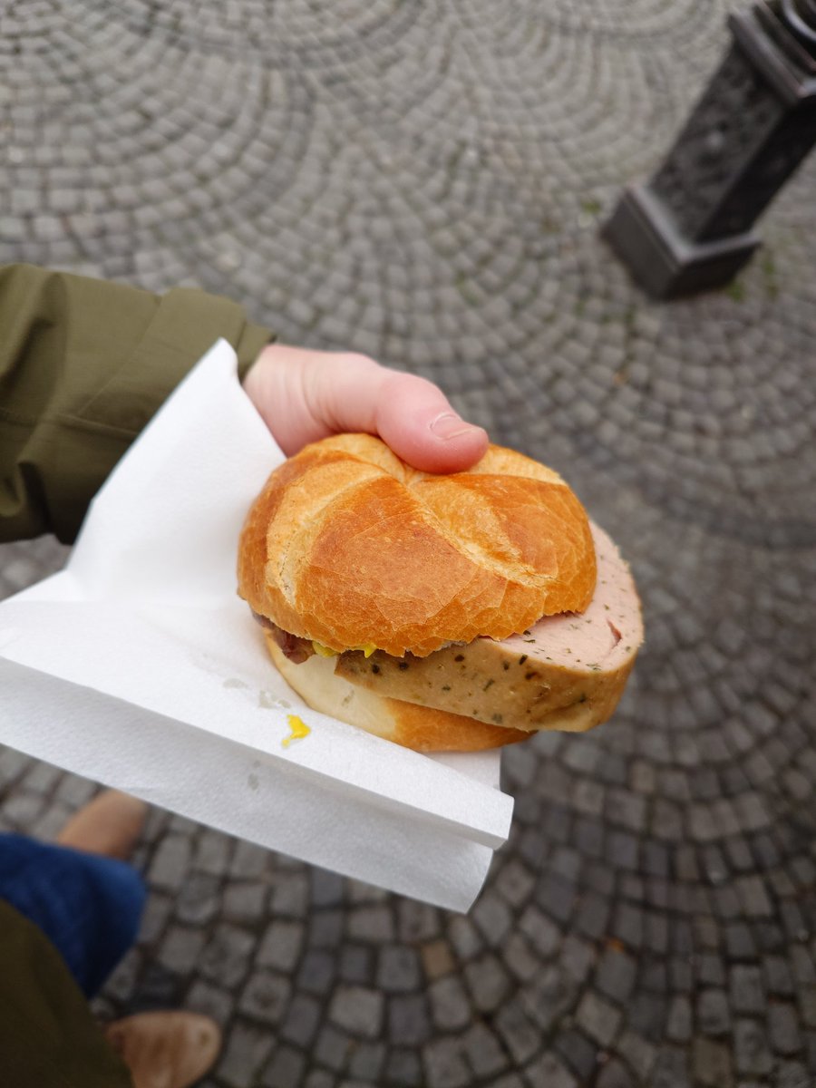 peepeepoopoo tweet media