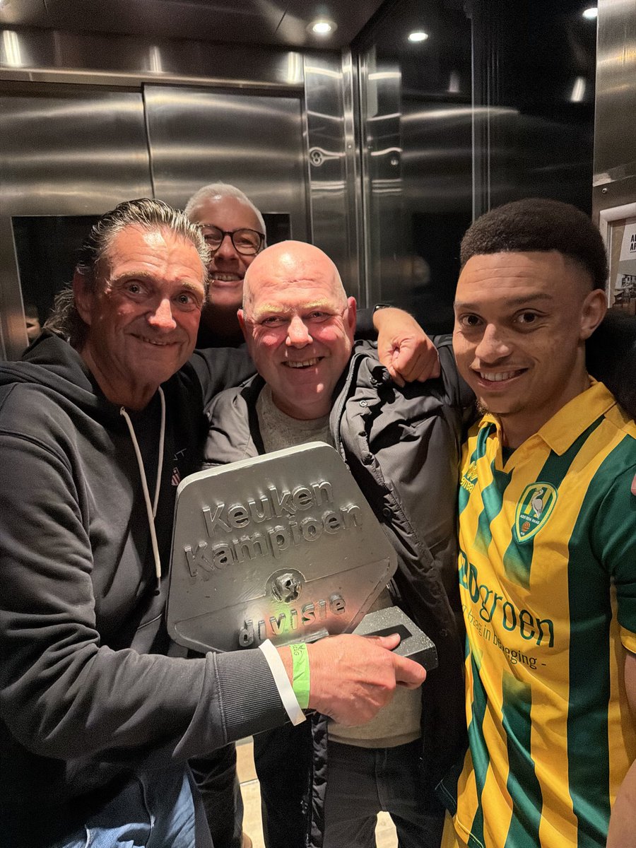 MarcelloDH tweet media