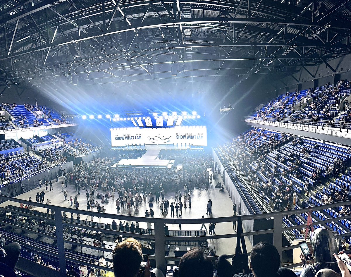 ive ❥ ℬ𝓐𝓝𝓖 ℬ𝓐𝓝𝓖 tweet media