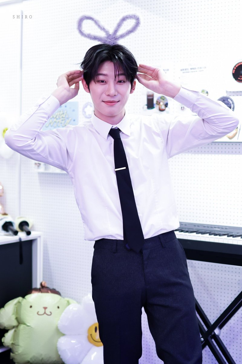 260330☕

#NTX #엔티엑스 
#EUNHO #은호
#HOJUN #호준