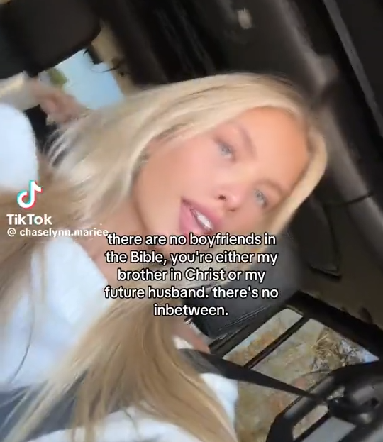 Barefoot Pregnant tweet media