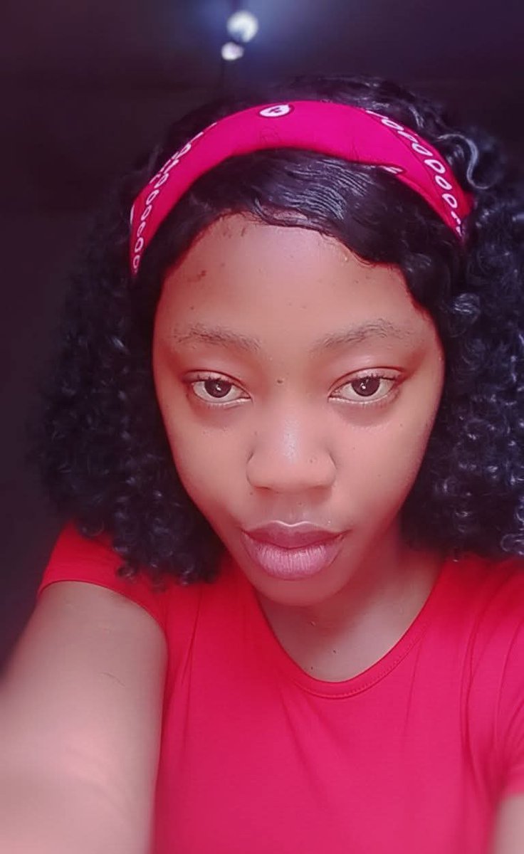 Evolve With Esther 🤍 tweet media