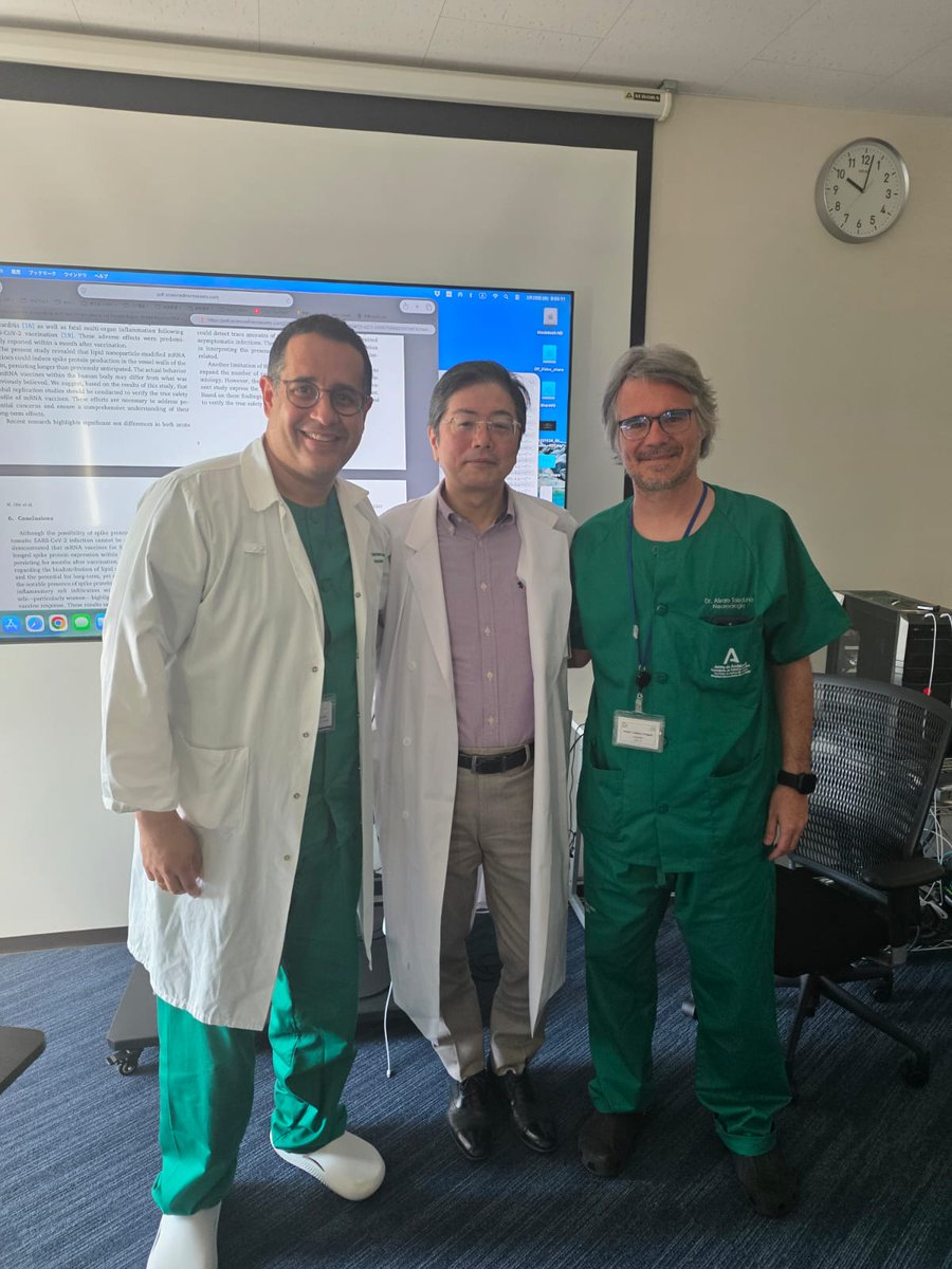 HUReinaSofia's tweet photo. 🛩️🇯🇵 Los Dres. Cristóbal Blanco y Álvaro Toledano, del servicio de #Neurocirugía, se encuentran realizando una estancia formativa en el Far East Neurosurgical Institute del Sapporo Teishinkai Hospital (Japón), uno de los centros de referencia mundial en neurocirugía vascular y... https://t.co/duZIQOFKRO