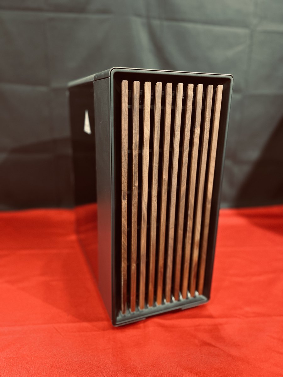 📢即納自作PCのご紹介📢 すぐにお持ち帰り可能な自作PCを組み立てまし