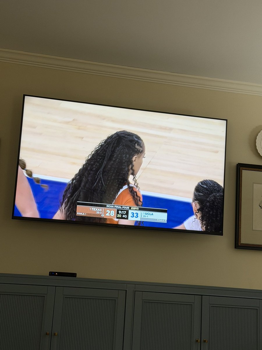 EatonBeaver24's tweet image. This is why people don’t watch this shit #studs