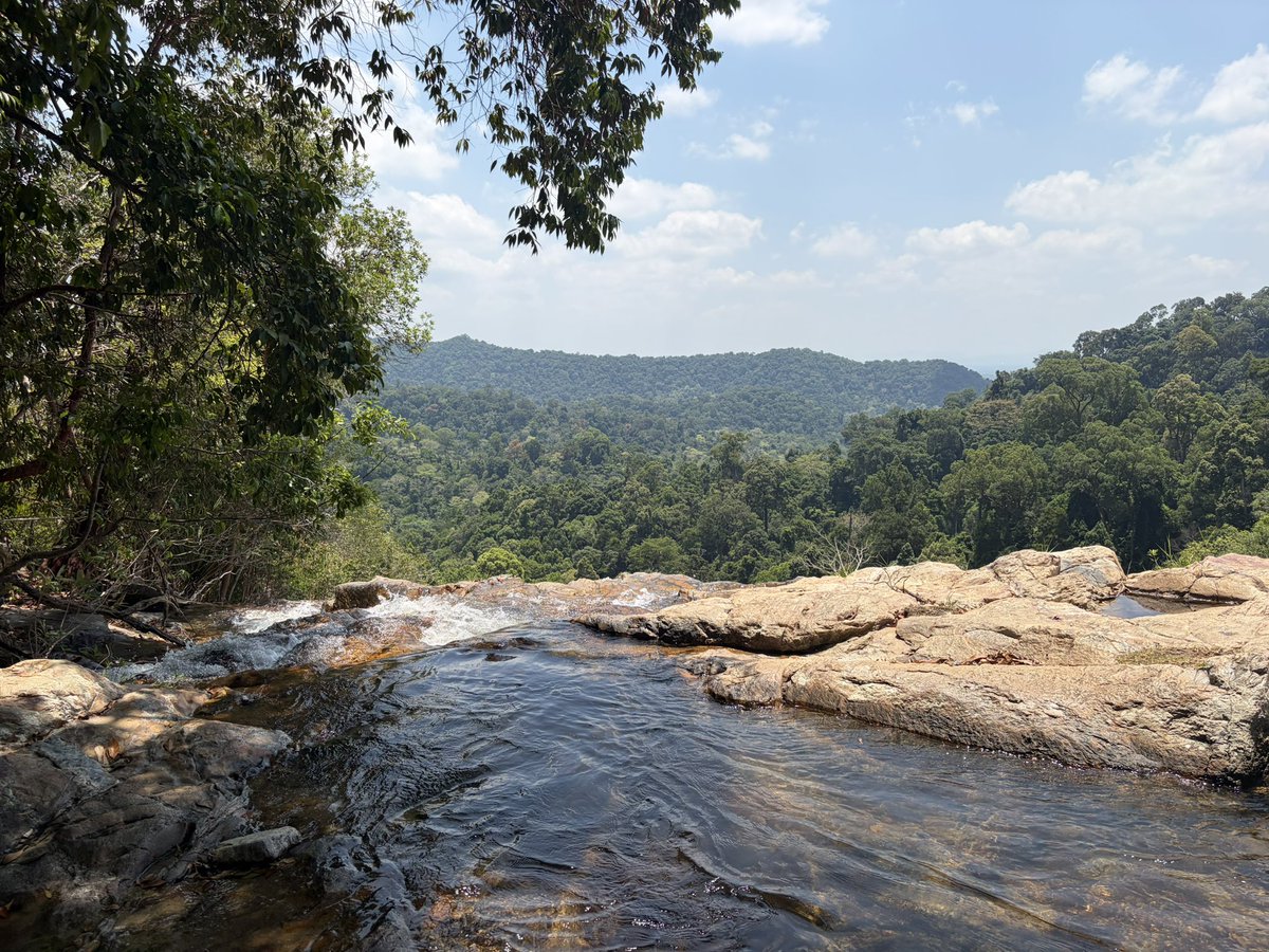 H_Metha2005's tweet photo. At ton-nga chang waterfall https://t.co/rWkiw9fE4c