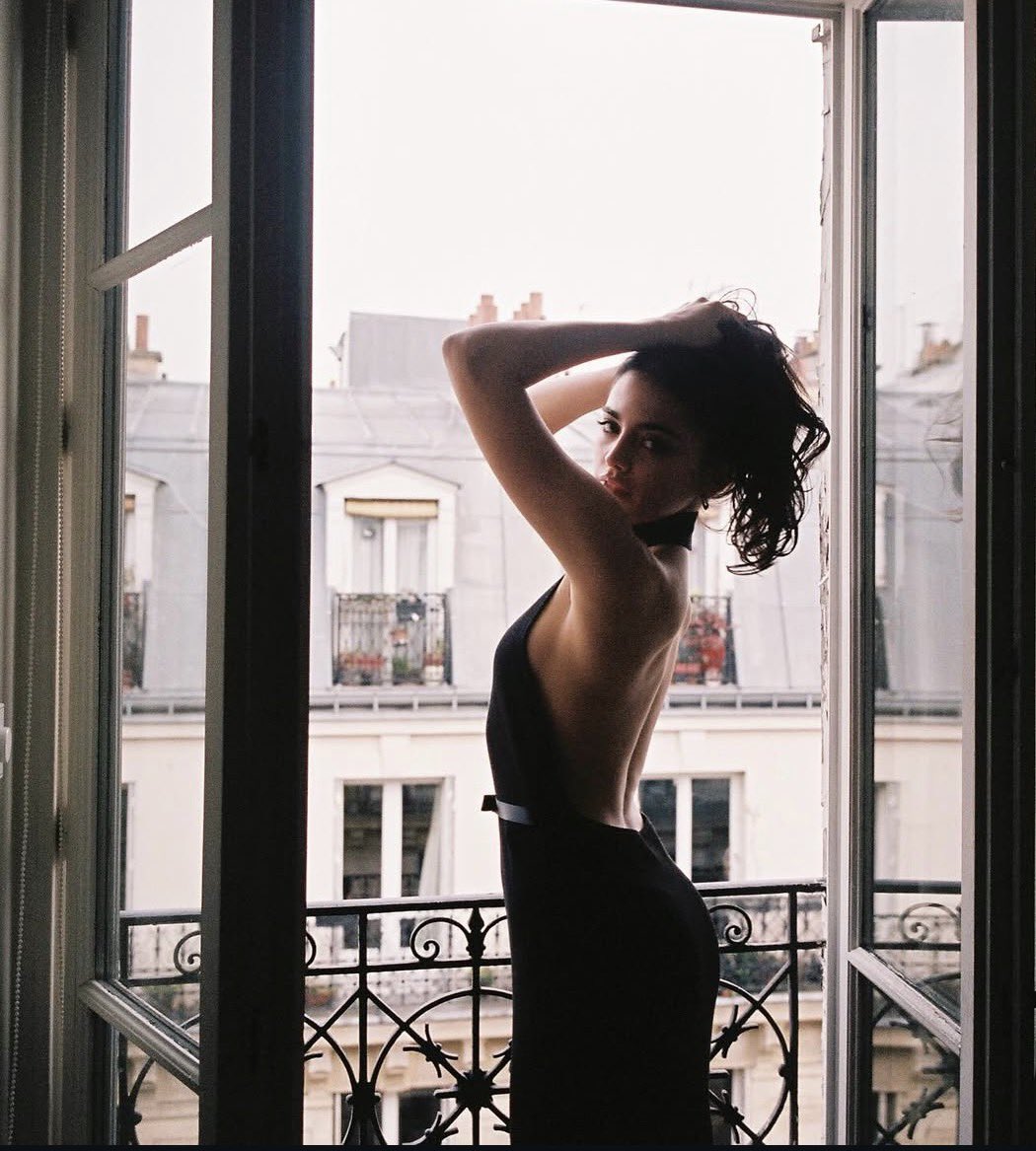 Britt Is All Barbie Coded 💖 | Parody | tweet media