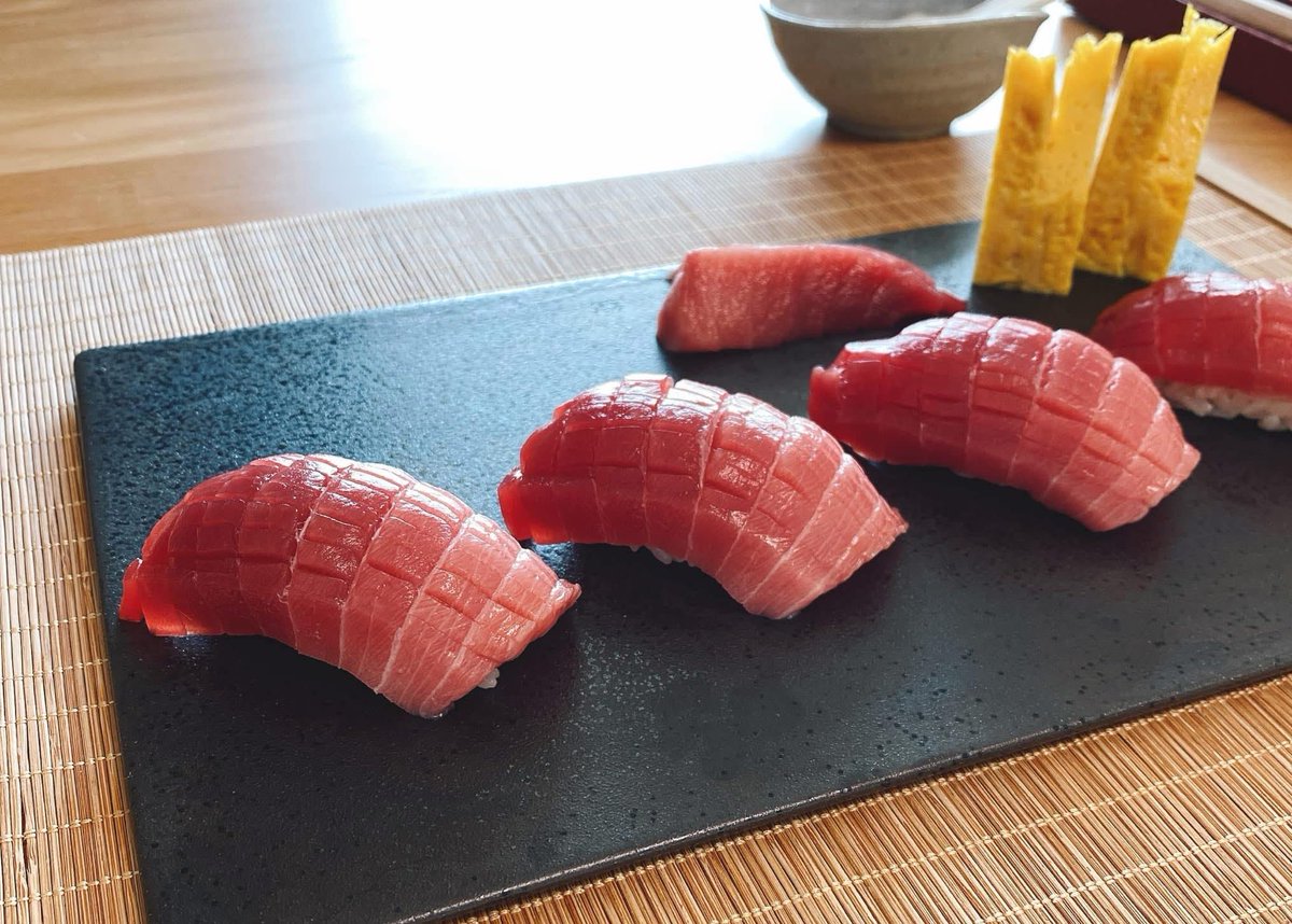 こもりばん tweet media