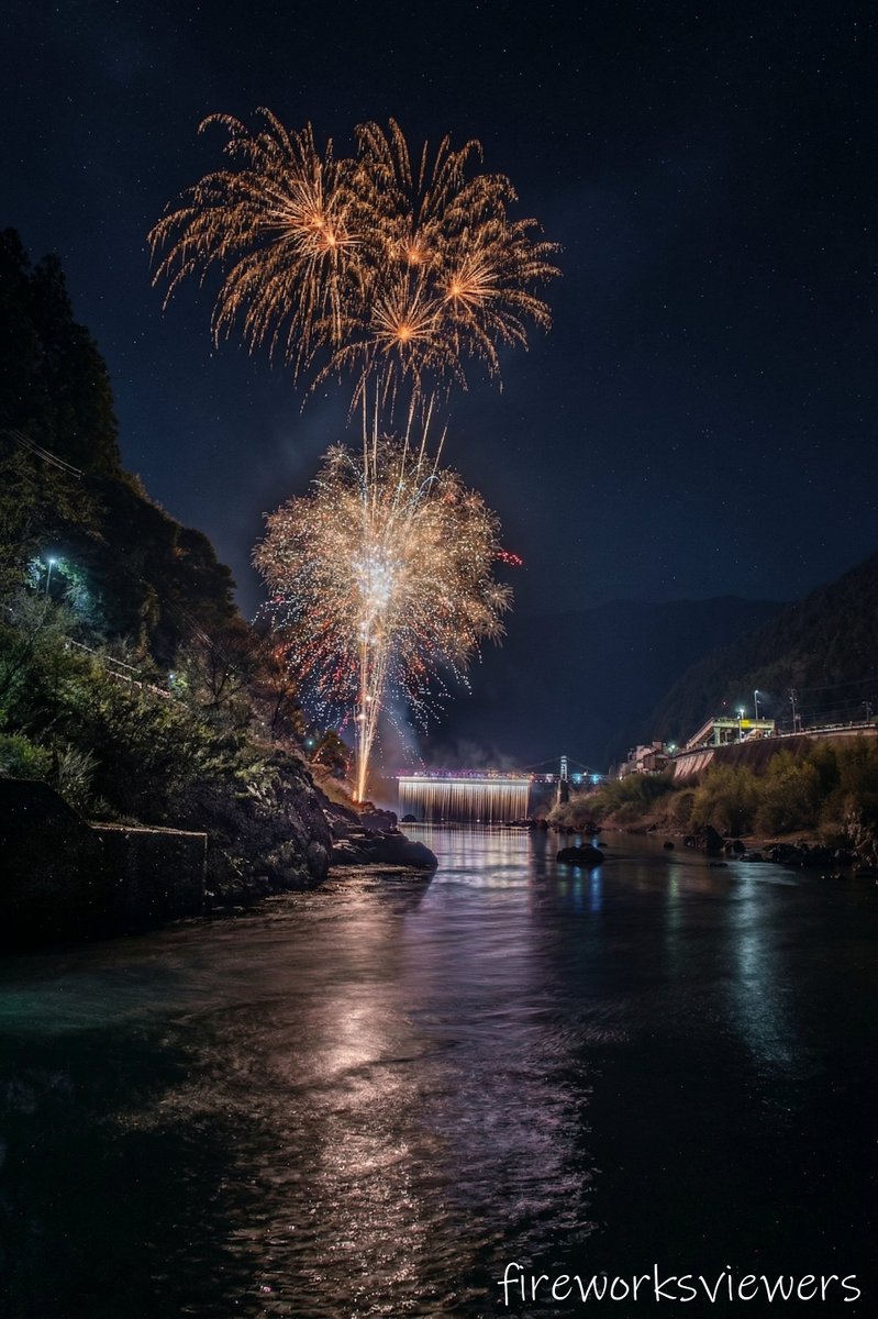 fireworksviewer's tweet image. 2026.03.28 白川橋架橋100年 記念イベント 花火
逆方向に置いたほったらかしカメラより🙂
#白川町 #白川橋 #LED化