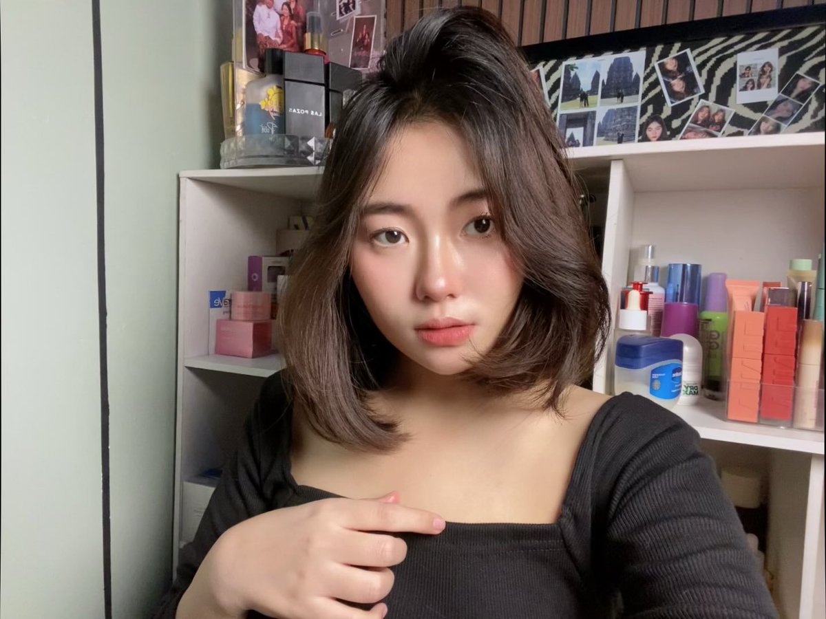 pas bondol mau panjang pas panjang mau bondol 🔁(btw itu mancung bgt soalnya lagi pake shading🙏)