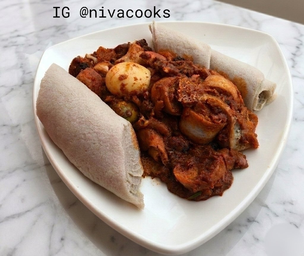 nivacooks's tweet photo. If you know, you know. 🤌✨

This kuanta firfir is exactly what your weekend needs. Spicy, hearty, and gone in seconds.

Here's the recipe: https://t.co/yoFRRLNhAF

#NivaCooks #KuantaFirfir #EthiopianFood #Recipe https://t.co/hlYmH4ScB6