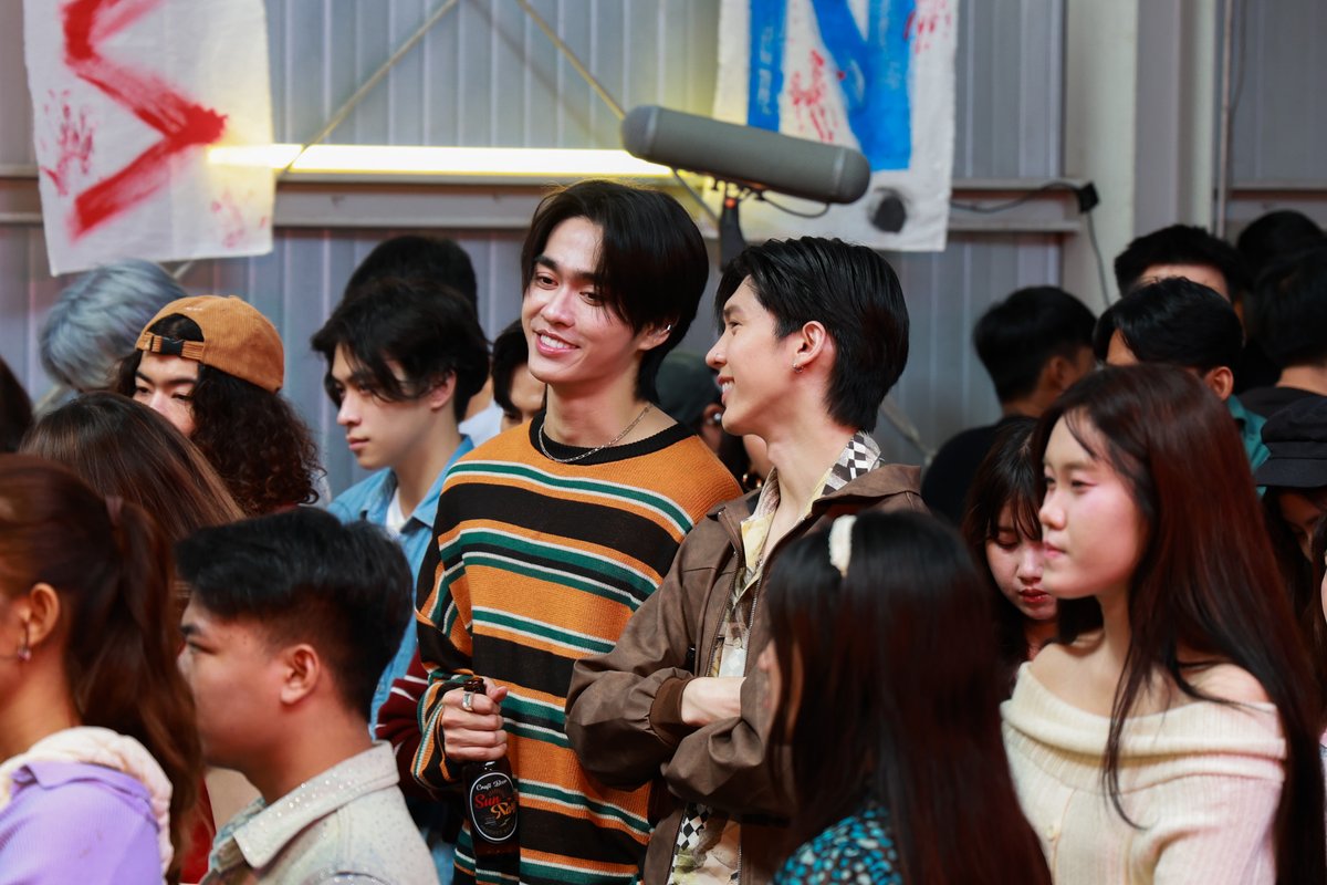 OLF_DreamOn's tweet photo. ใกล้จะเทศกาลแล้ว 'อย่าลืม' หาคนไปเที่ยวด้วยกันนะ😝🫶🏻

#OnlyFriendsDreamOnEP6
@tnbau1 @besevboom https://t.co/b4H9pis1SA