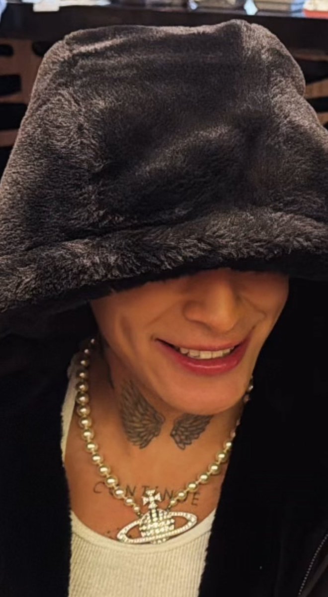 Laura TEAM KUNNO 👑🌟🌟 tweet media