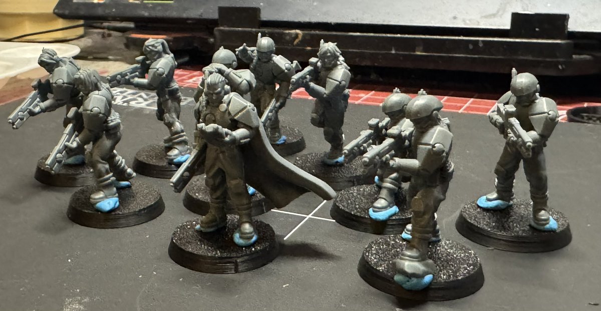 CrimsonLen tweet media