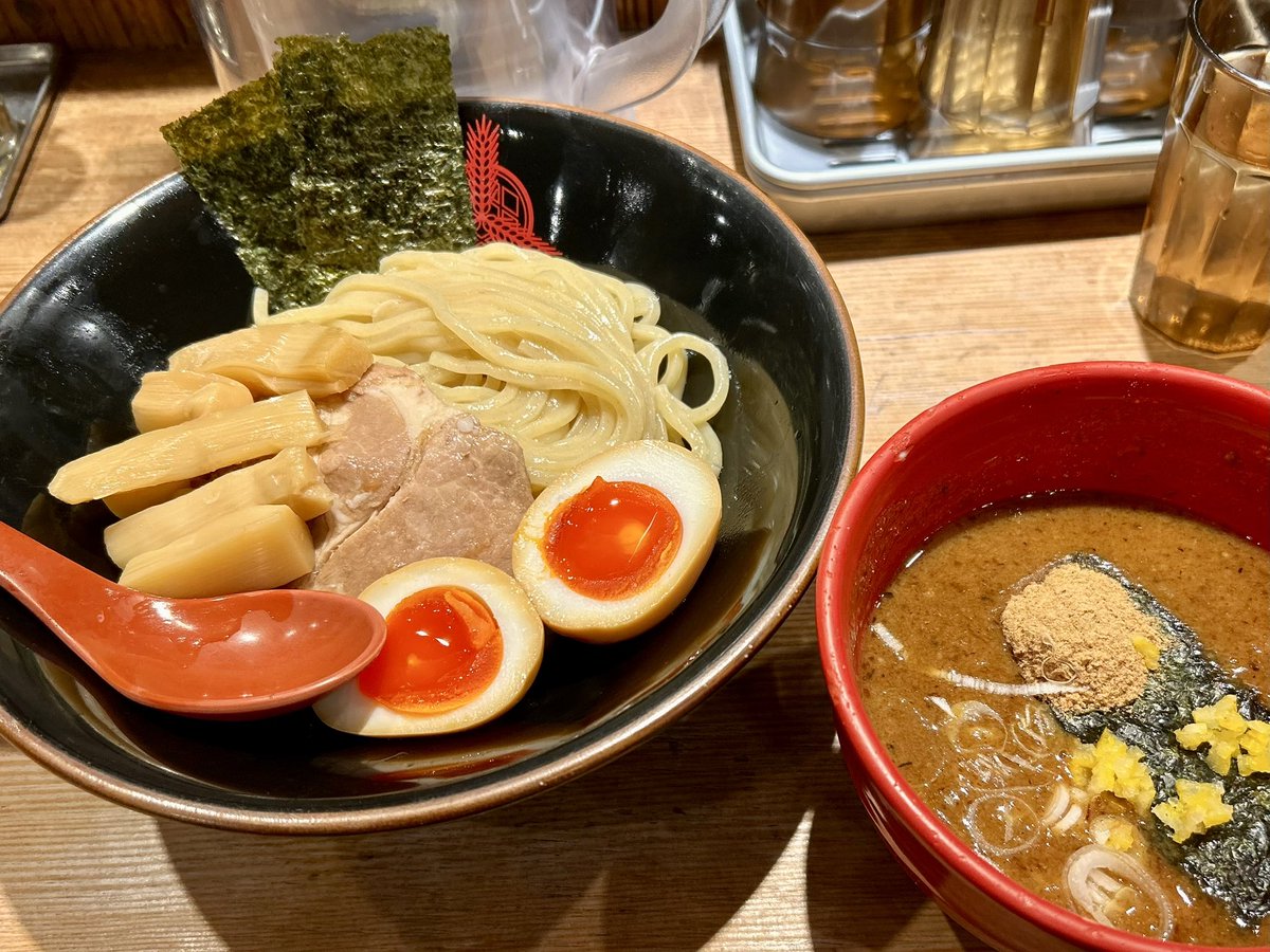 酒と私と tweet media