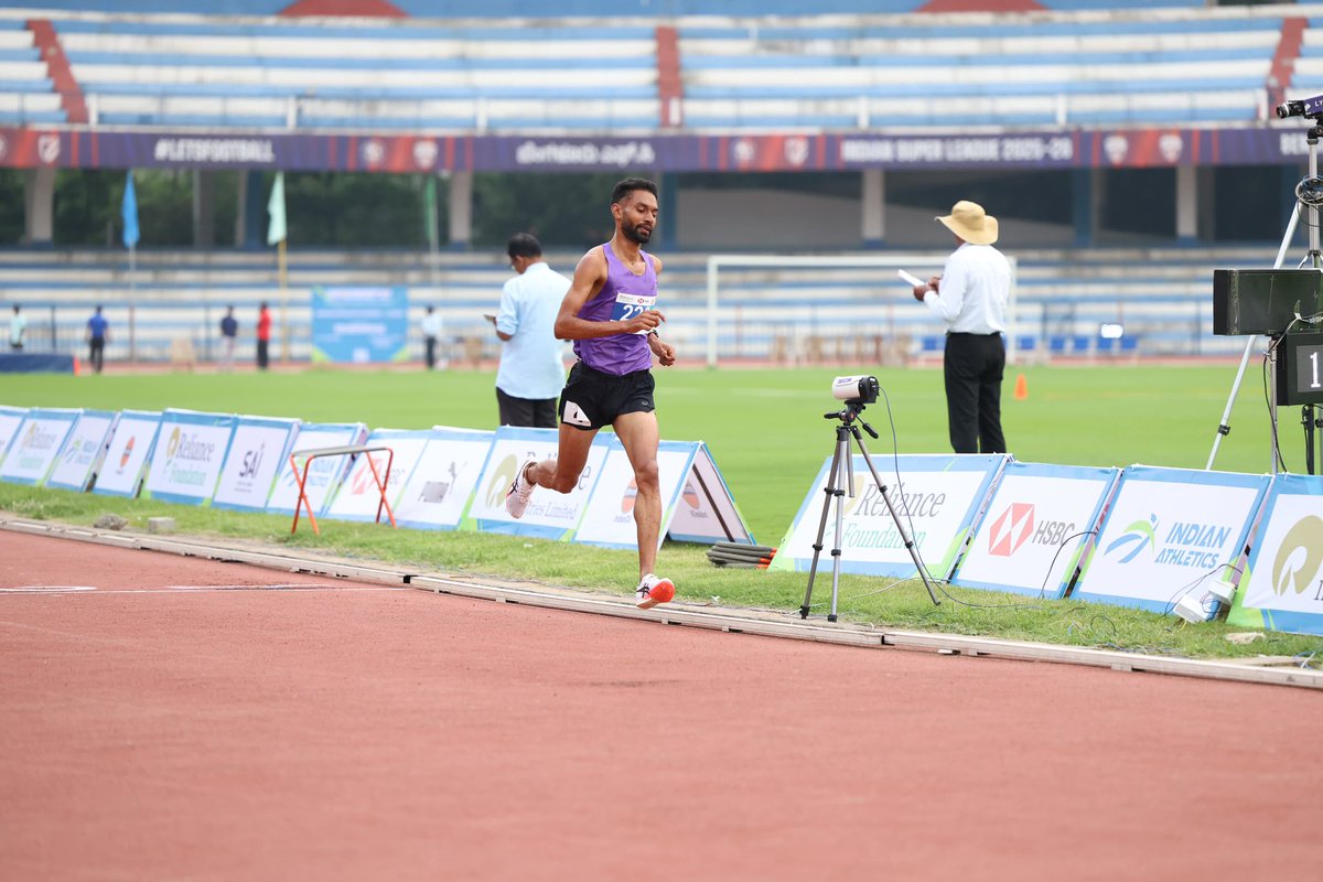IIS_Vijayanagar's tweet image. Strong start to the day. 💪🏻

#TeamIIS and JSW Sports athlete Harmanjot Singh recorded the fastest time in the men's 5000m at the Indian Athletics Series-1 in Bengaluru clocking 14:21.07. 

#Athletics #IndianSports #CraftingVictories 🇮🇳