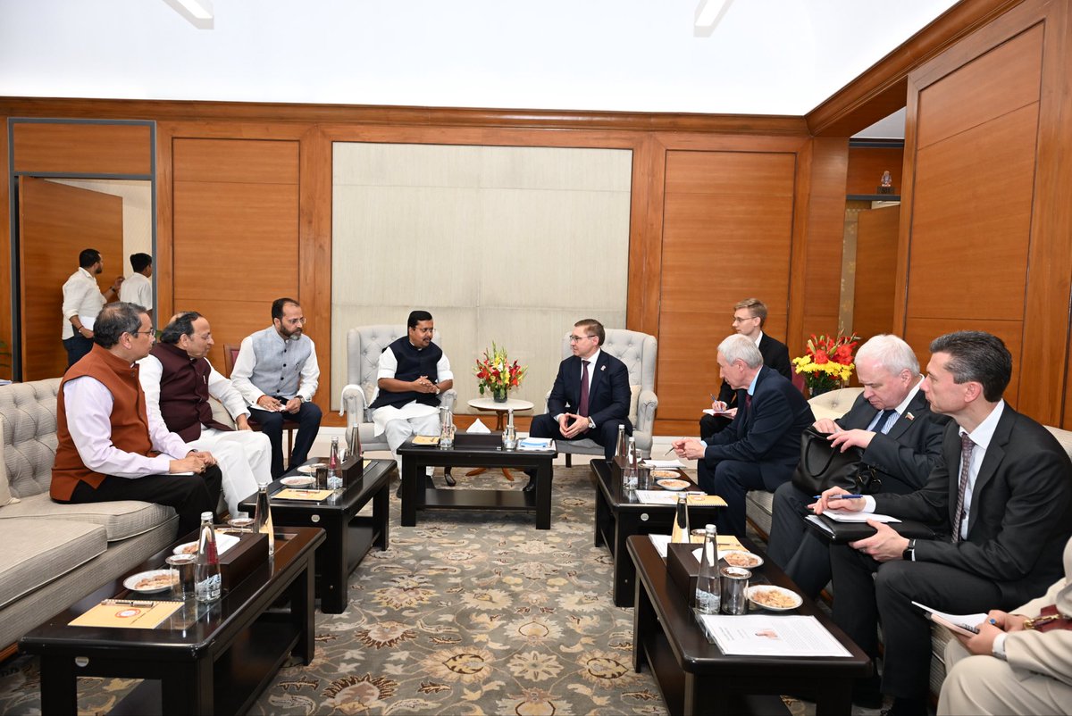 joharashwin's tweet photo. As part of the #KnowBJP outreach, a high-level delegation from Russia’s United Russia Party led by H.E. Vladimir Yakushev met BJP National President Sh. Nitin Nabin ji this week.

Sh. Nitin Nabin ji highlighted the strong, time-tested India–Russia partnership and the role of the Modi–Putin relationship in strengthening ties. 
He also shared BJP’s vision, organisational strength, and focus on women’s participation, youth empowerment, and continuous cadre development.

He proposed reciprocal exchanges to deepen party-to-party engagement and share best practices.
Dr. Vijay Chauthaiwale ji, incharge of foreign affairs department and our general secretary Sh. Arun singh ji also joined our party president for the meeting.
@NitinNabin @narendramodi @DrSJaishankar @vijai63 @ArunSinghbjp @BJP4India @KremlinRussia_E @RusEmbIndia