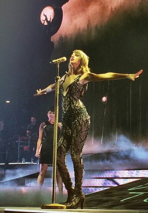 paulina⸆⸉ ¹ tweet media