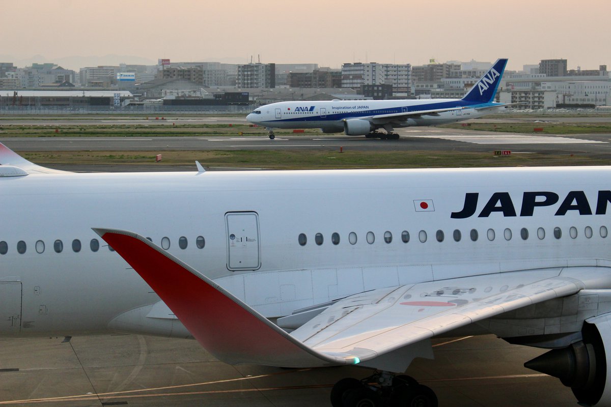 JA02XJ tm803 tweet media