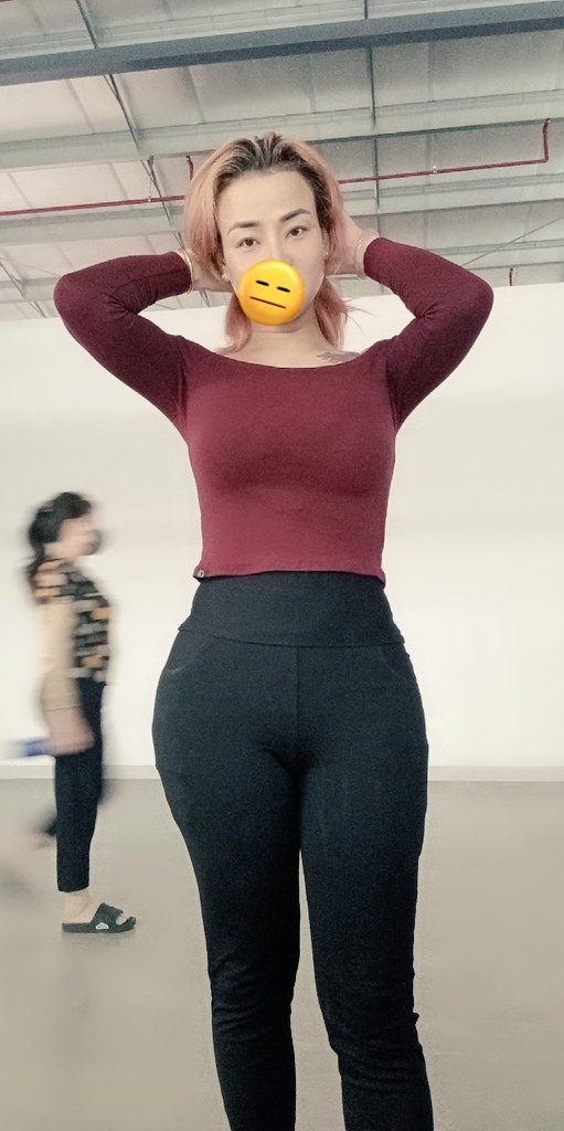 bé Bông tweet media