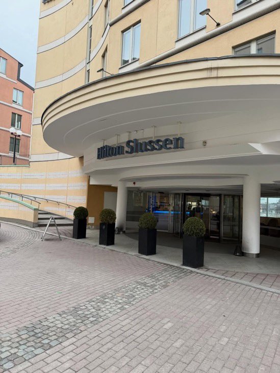 Louis Tomlinson Updates tweet media