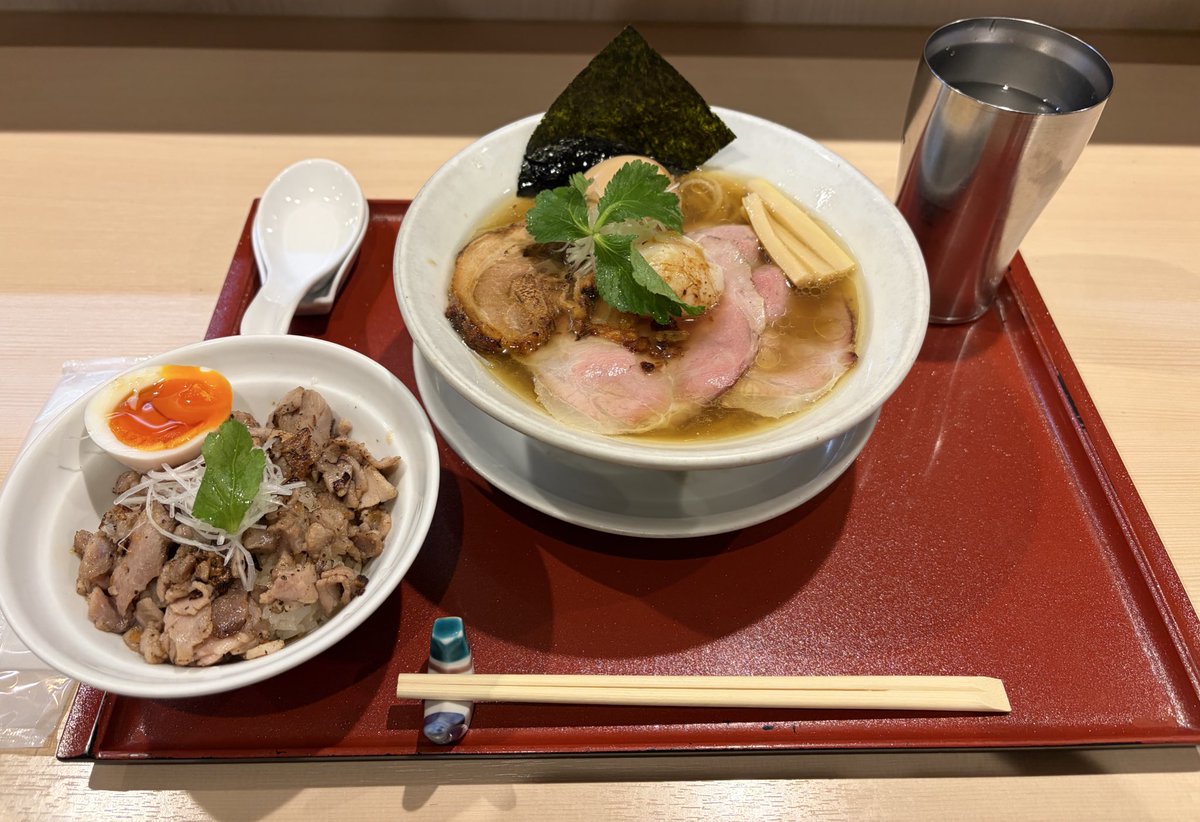 オタク tweet media