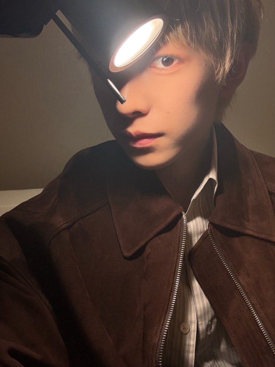 사월의별 tweet media