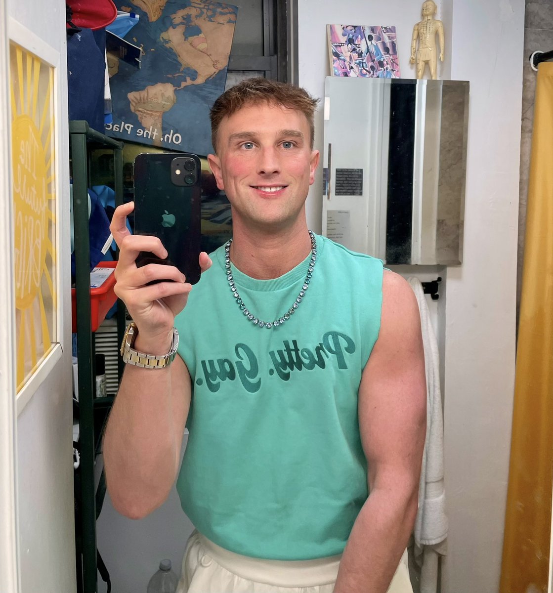 Dannyman511's tweet photo. Pretty. Dumb. Gay. 👁️👄👁️ #alpha #pretty #gay #dumb #jock #blonde #muscles #agingbackwords #edibles #workingoneaster #sad https://t.co/39cXrbQXDf
