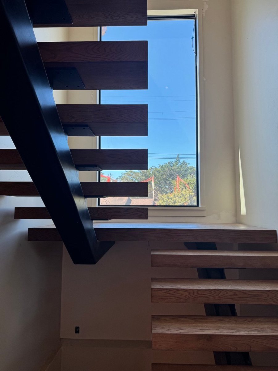 Axel Vasa tweet media