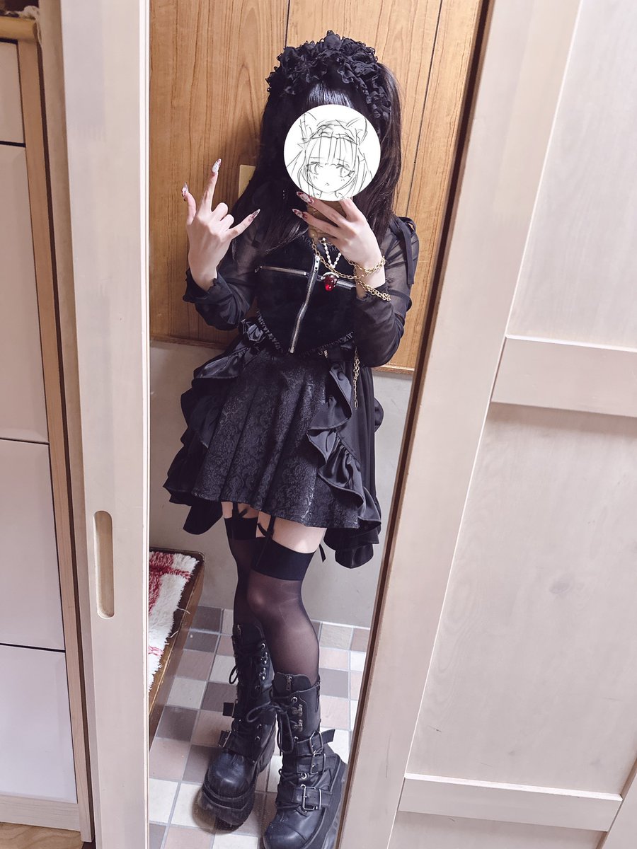 usakun_official's tweet photo. 本日でぇ〜すぅ〜( ᐢ_  ̫ _ᐢ )
当日入場⭕️なので【ヘテロクロミア】お目当て入場してしてしぃ〜てぇ〜くだたぁ〜いぃ〜🎶🎶🎶
詳細は引用元にあり〼‼️
張り切���おめかしマン( ˘꒳​˘ )ドヤァ https://t.co/ZWnKrlhxlZ