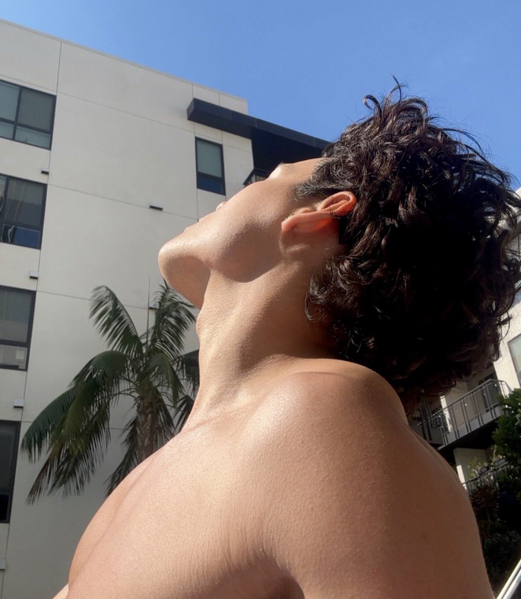 Candy 🍷🖤 tweet media