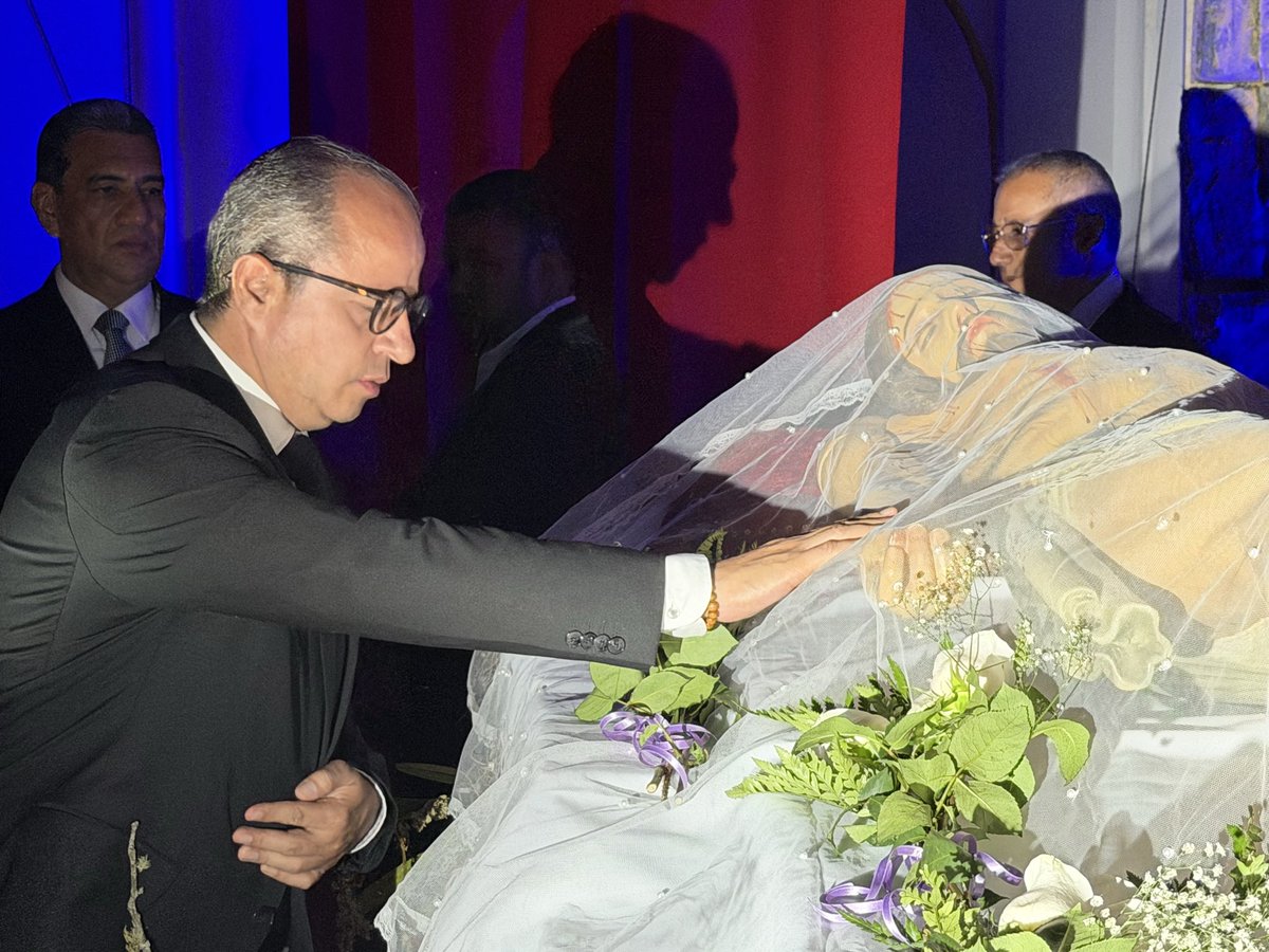 Juan_EspinalR's tweet image. #ViernesSanto procesión del Santo Sepulcro Jericó Antioquia.