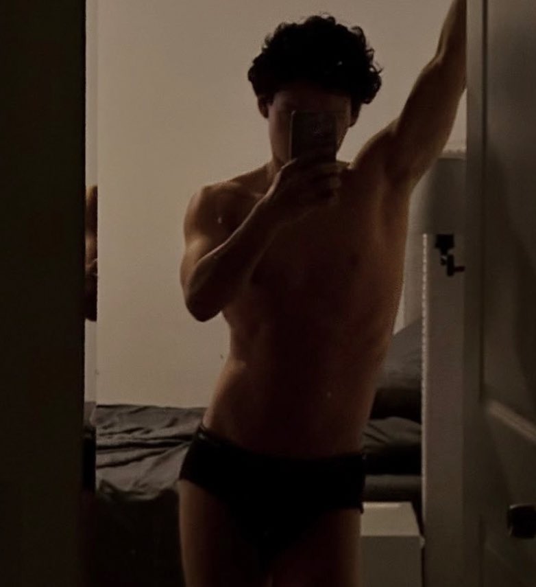 Candy 🍷🖤 tweet media