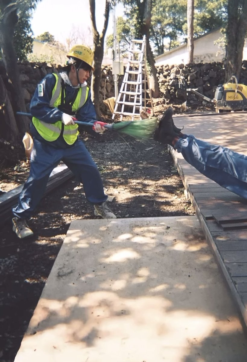 (Luck)Y 💙 tweet media